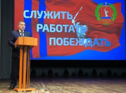 Андрей Бочаров сообщил о решении выдвинуть свою кандидатуру на пост губернатора во второй раз