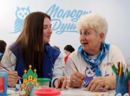 «Молоды Душой»: в Волгоградской области стартовал грантовый конкурс для «серебряных» волонтеров